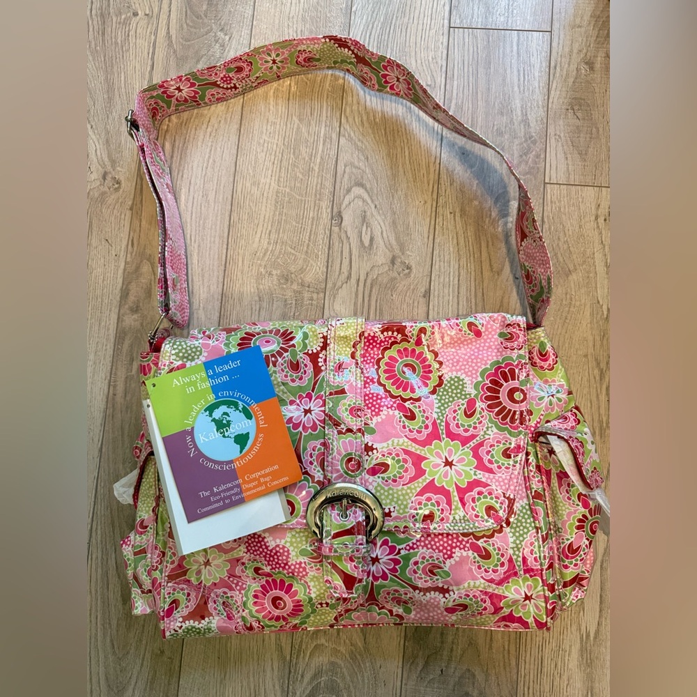 NWT Kalencom Laminated Buckle Diaper Bag, Gypsy Paisley Cotton Candy - Picture 2 of 10